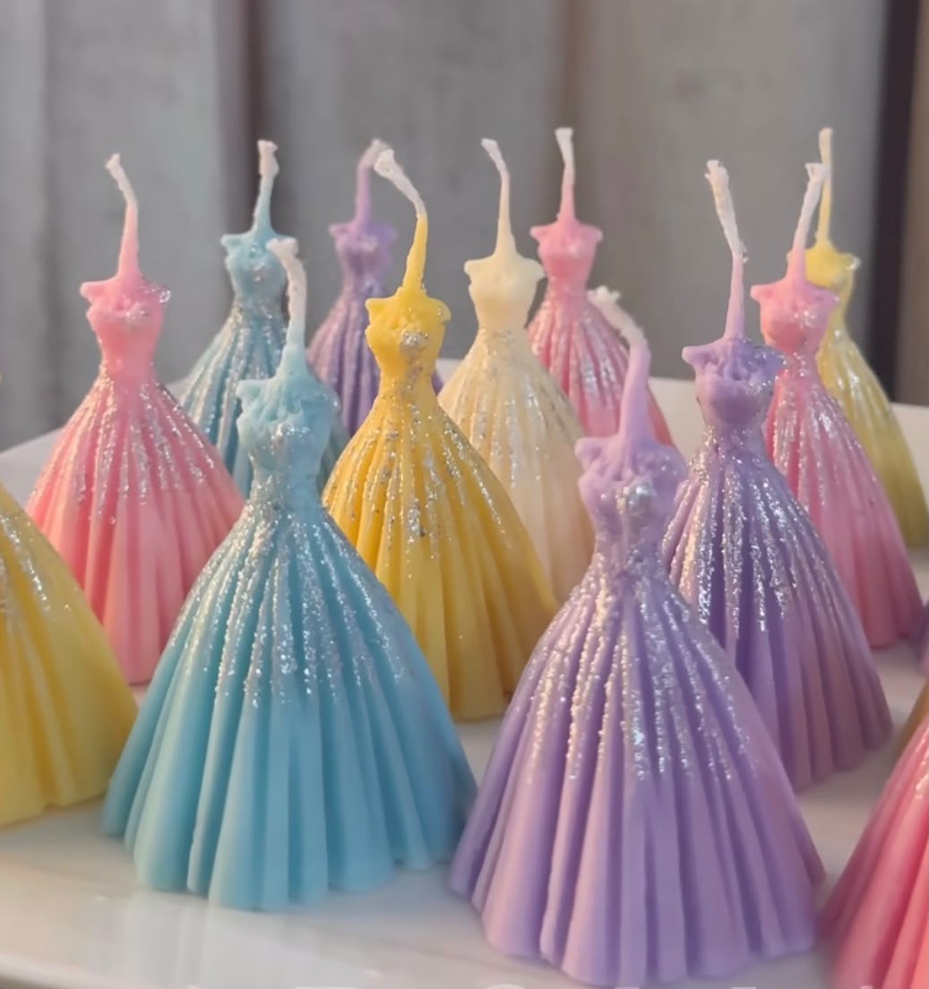 Ball Gown Candle Set