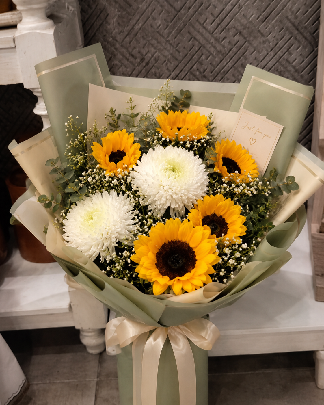 Sunflower Bloom Bouquet
