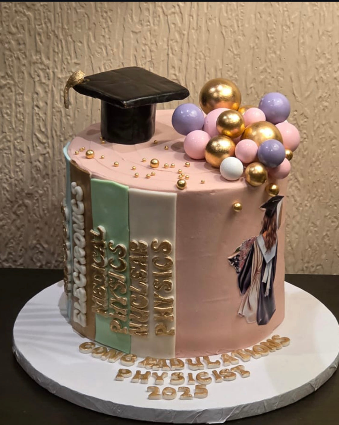 Graduation cake