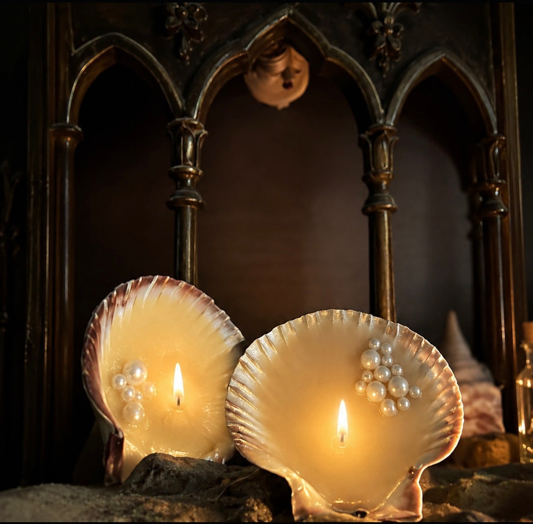 Pearl Shell Candle Set